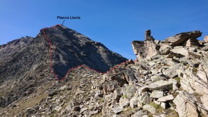 Tratto superiore di cresta e omino della Costa della Tsò.