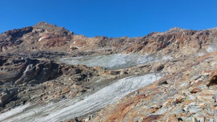 La cresta da percorrere con Cima Sternai sulla sx.
