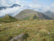Discesa dal Monte Castello (m.2219) su Colla Rossa