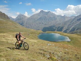 Lago Djouan