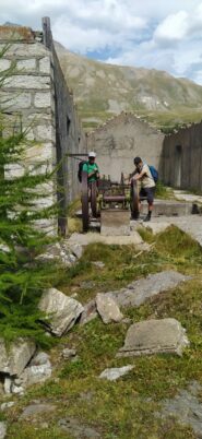 i resti della vecchia funicolare in area cava..