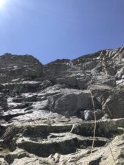 Dalle cengia erbosa proseguiamo su visto per il Perù 