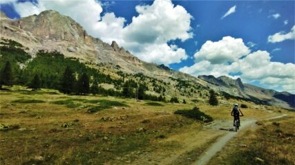 Nel tratto sotto il paravalanghe del Lautaret