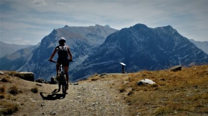 Presso la casa des Douaniers