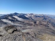 Sempre dalla cima, le vette di confine con le valli di Lanzo.