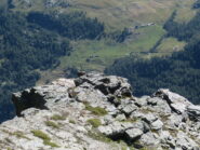 la croce di vetta vista dal crestone superiore