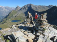 La cima della Tete de Fonteinte domina i Lacs de Fenetre