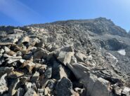 si vede la vetta col traliccio