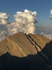 Il monte Salza e il sentiero di salita visti dal Mongioia
