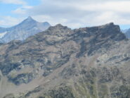 la Grivola oltre la Torre del Tighet e la Becca Taillà