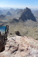 Croce di vetta, sullo sfondo il Brec