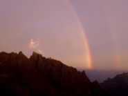 Tramonto con doppio arcobaleno.