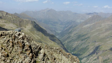 Il bivacco Pol e l'interminabile Valnontey.