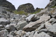 Sulla pietraia verso il Passo Valfredda