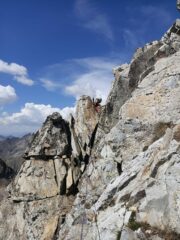 Tratto da disarrampicare prima della forcella con friend incastrato.