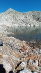 Il Lac Guillie con la cima Ghiliè sullo sfondo