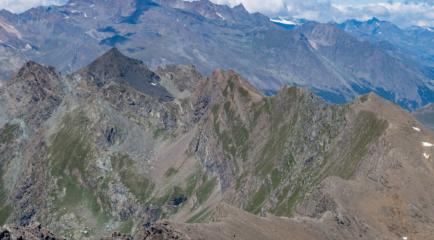 La cresta del colle della Rosa, con Asgelas, Colle Balma, Arietta ecc
