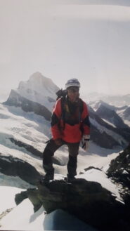 sull'Hinter Fiescherhorn con dietro il Finsteraarhorn..