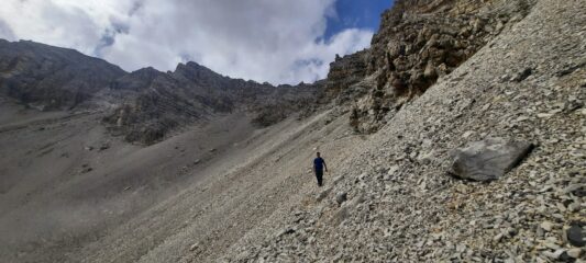 Sui ghiaioni sotto la croce di San Giuseppe