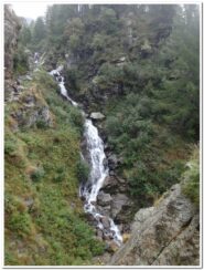 Il torrente salendo verso il Rifugio Chiavenna