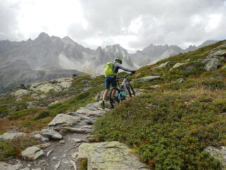 ....qualche spinta.......