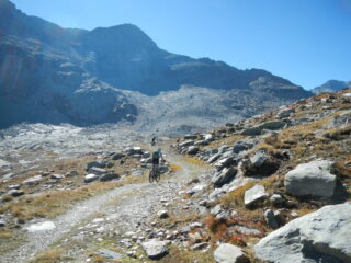 la deviazione per il Lago Bianco