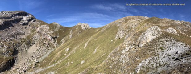 L'aerea percorso di cresta di accesso al ripido pendio finale