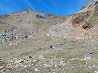 Discesa verso La Chaux dal Colle
