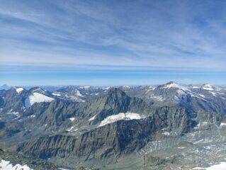 Vista spettacolare con la Bessanese in primo piano 