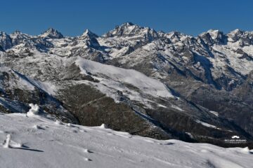 Il gruppo del Gran Paradiso dal Colle della Croce d'Intror, febbraio 2023