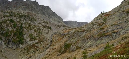 Vallone Gorgia Laghi dal Passo Sommetta 