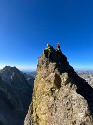 Tratto esposto poco dopo la Cima Genova 