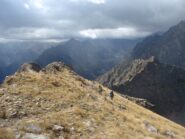 sulla cresta ,verso la cima