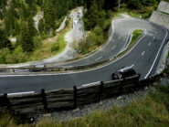 TORNANTI DISCESA MALOJA