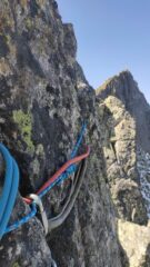 Cordini e maglia rapida presenti ad oggi per la calata