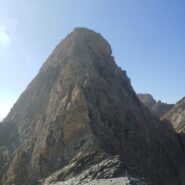 via di discesa (cresta est)