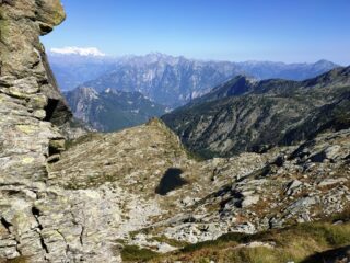 Appena raggiunta la dorsale si apre panorama su VdA.