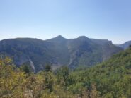 il versante di discesa lungo il GR 49