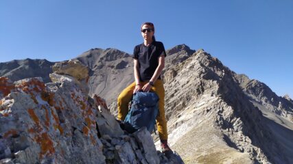 In cima con la Chalanche Ronde alle spalle