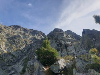Un tratto di cresta, si vede la cima