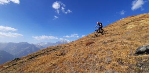 Discesa per la dorsale sud