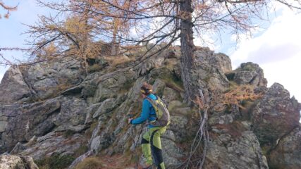 I pochi metri rocciosi sotto la vetta
