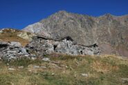 L’alpeggio di Mehrui (2233 m), prima del Bivacco Cravetto