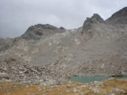 Saliti lungo parete di destra, scesi al centro