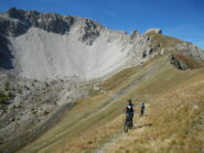 sullo sfondo la bellissima conca tra la Punta Clotesse e la Croce di San Giuseppe