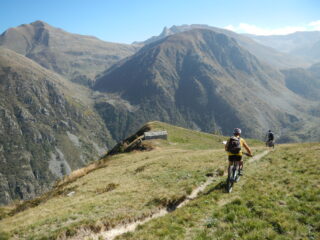 in discesa verso il Bivacco Comino