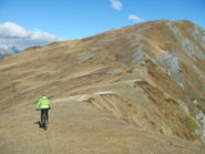 stupendo sentiero che taglia il versante nord del Monte Pelvo