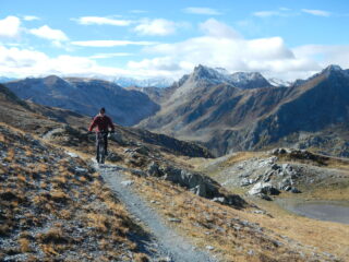 sentiero panoramico in direzione del Colle Sibolet