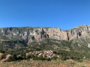 Manikia e la Upper Valley right side