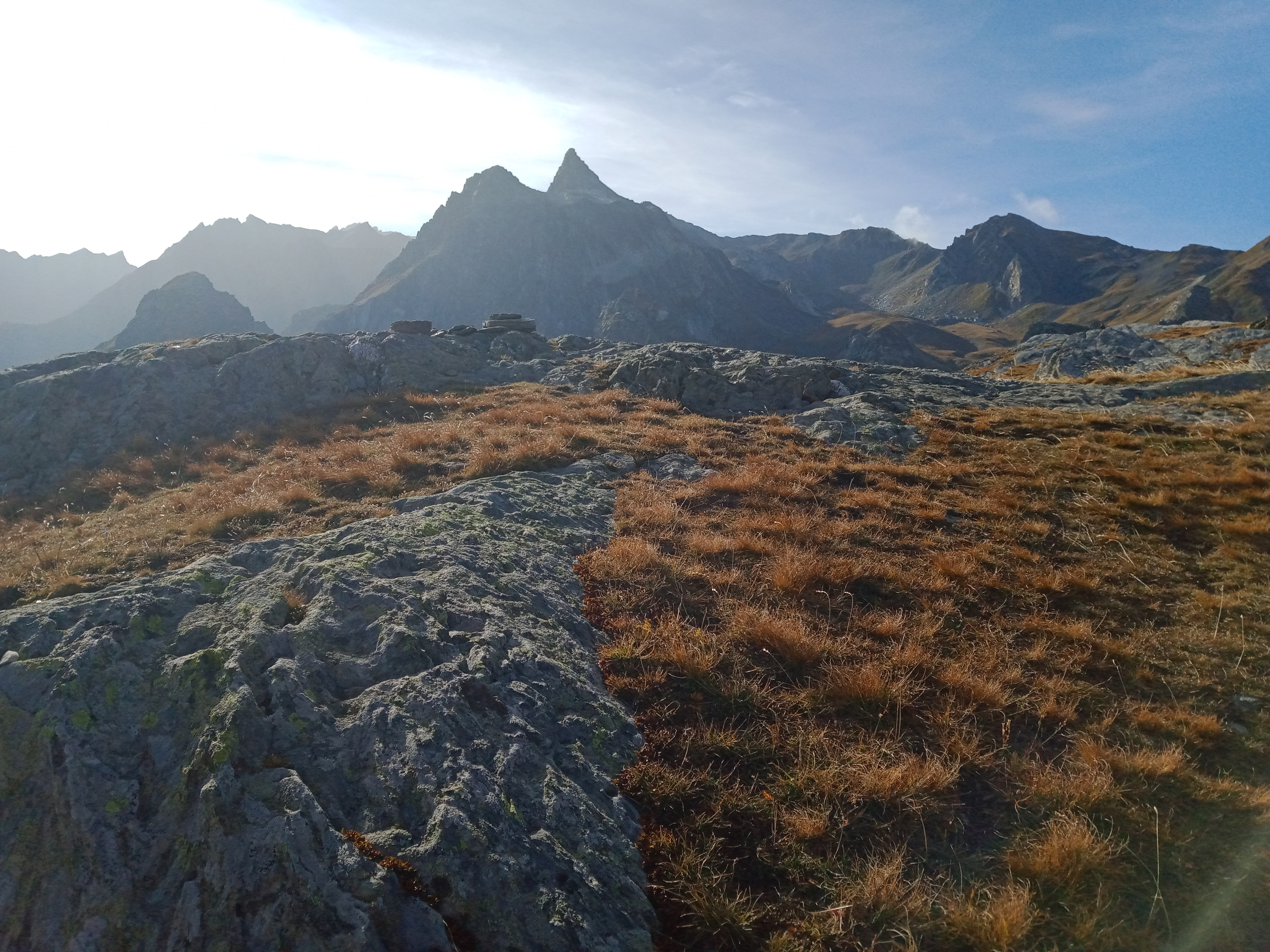 Uno sguardo indietro dal colle